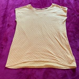 Polka dot yellow tshirt